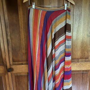 Lauren fall polyester lined long skirt in size 6
